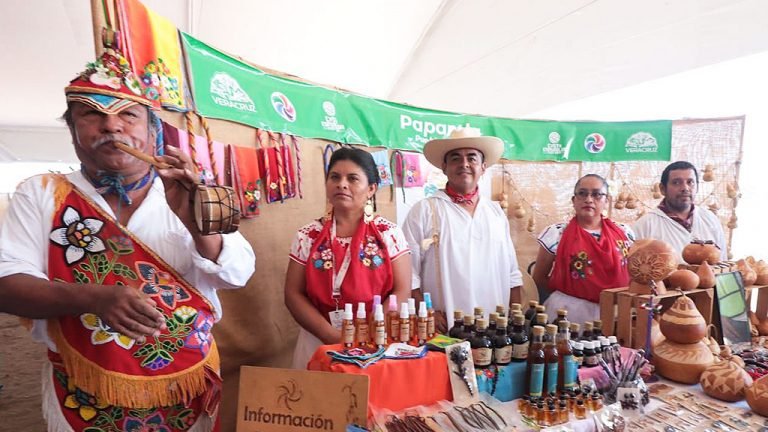 Costa Esmeralda Fest, un recorrido gastronómico y artesanal que reúne a más de 80 productores