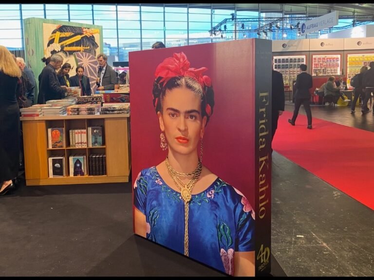 Feria del libro en Frankfurt, paraíso en lucha por mantenerse presencial