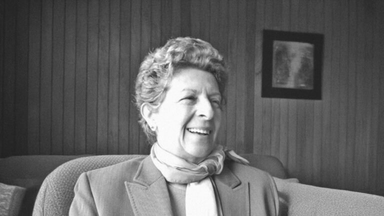 Esbaide Adem: Día Internacional de la Mujer en la Ciencia