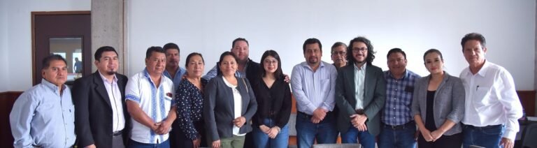 Dialogan comisiones del Congreso con autoridades de Ixhuatlán de Madero