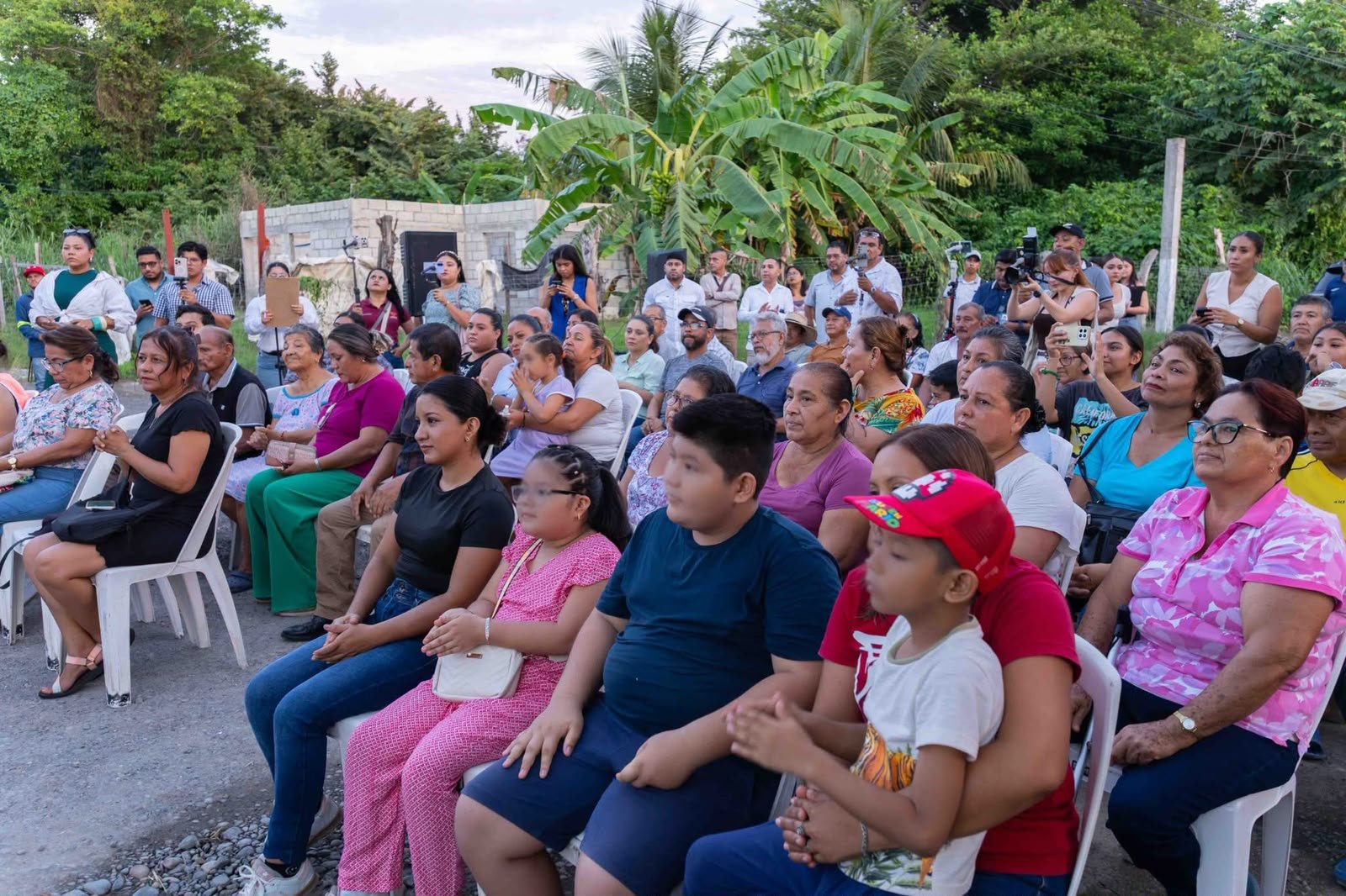 Guarniciones y banquetas en Arboleda - imagen 3